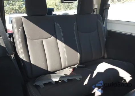 2015 Jeep Wrangler Sahara z USA, uszkodzony, nr VIN 1C4AJWBG2FL682417